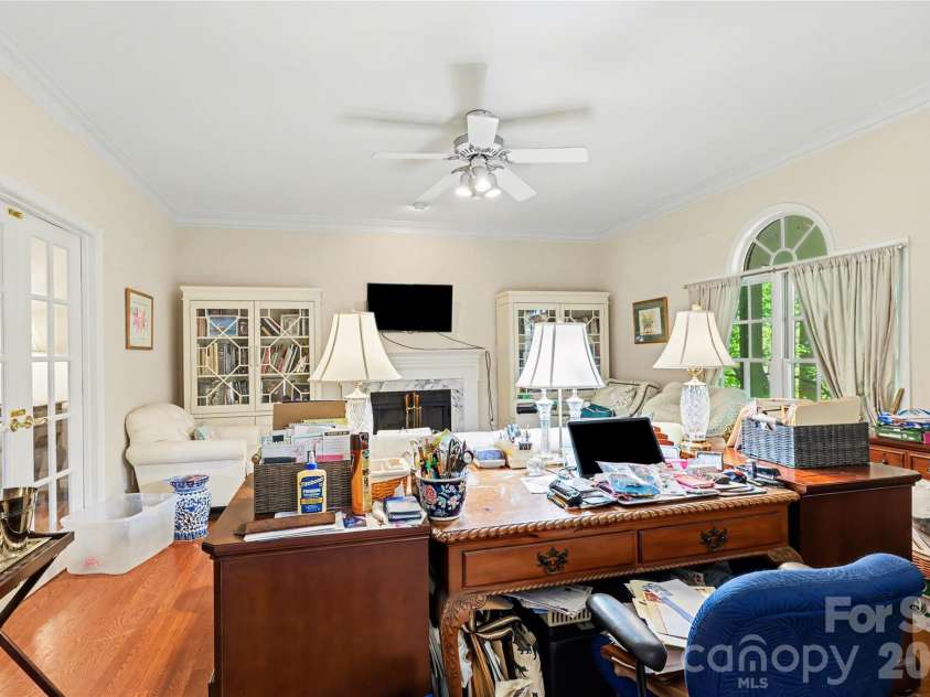 5005 Mayberry Lane, Winston Salem, NC 27106.  MLS# CAR4365094, YatesRealty ID 15759. 