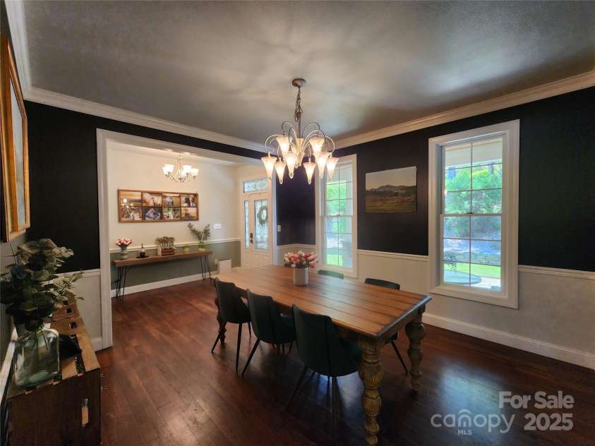 521 Hobson Road, Bakersville, NC 28705.  MLS# CAR4252389, YatesRealty ID 15759. 