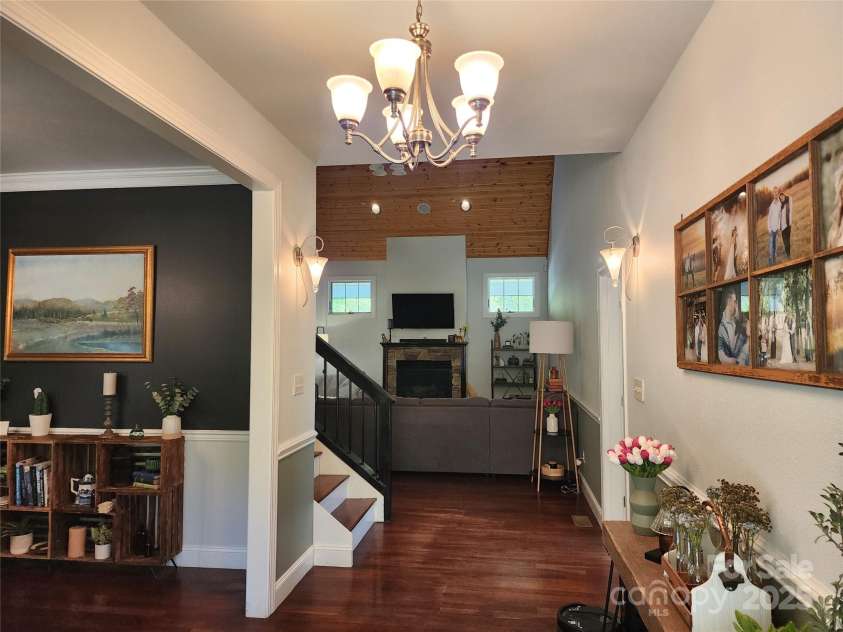 521 Hobson Road, Bakersville, NC 28705.  MLS# CAR4252389, YatesRealty ID 15759. 