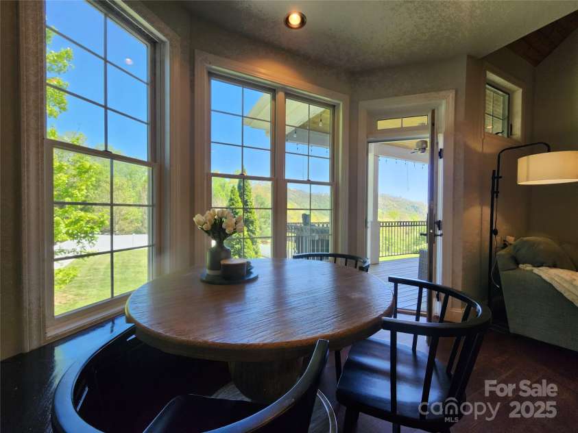 521 Hobson Road, Bakersville, NC 28705.  MLS# CAR4252389, YatesRealty ID 15759. 