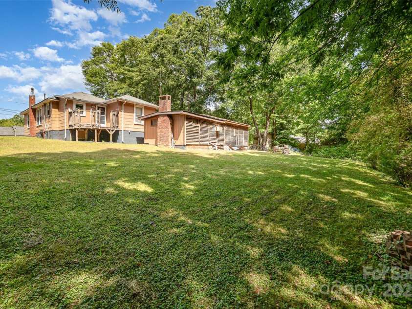 908 Taylor Street, Kannapolis, NC 28083.  MLS# CAR4253435, YatesRealty ID 15761. 