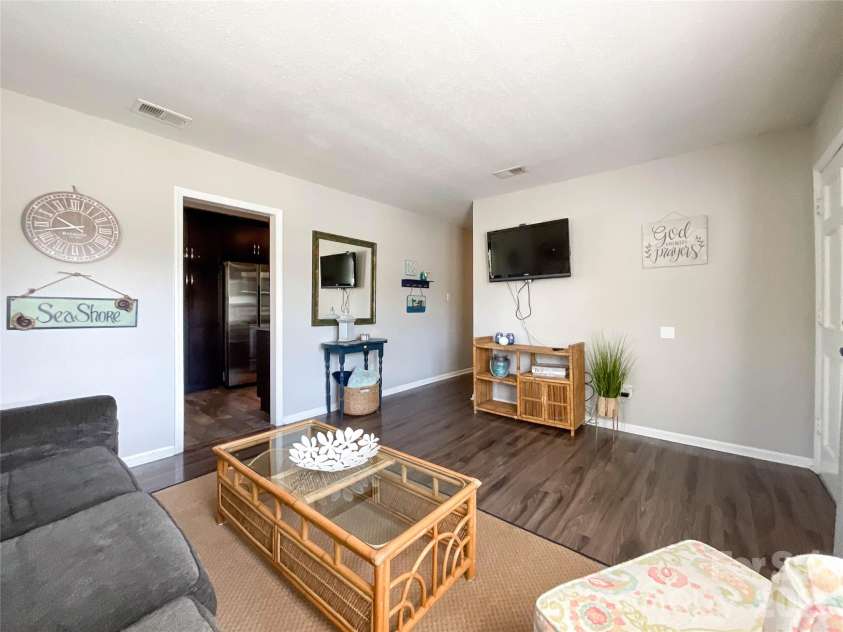 8004 Idlewild Road, Indian Trail, NC 28079.  MLS# CAR4350233, YatesRealty ID 15762. 