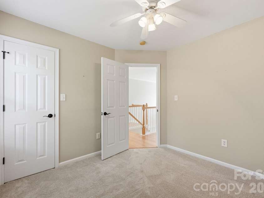 140 Samdusky Lane, Mooresville, NC 28117.  MLS# CAR4353891, YatesRealty ID 15764. 