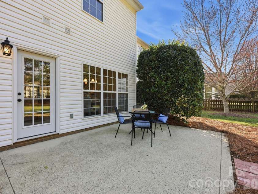 140 Samdusky Lane, Mooresville, NC 28117.  MLS# CAR4353891, YatesRealty ID 15764. 