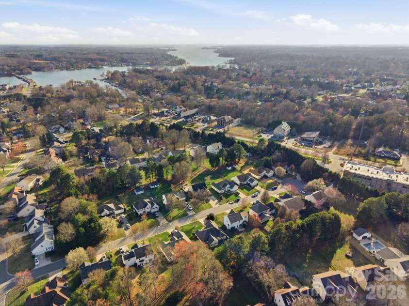 140 Samdusky Lane, Mooresville, NC 28117.  MLS# CAR4353891, YatesRealty ID 15764. 