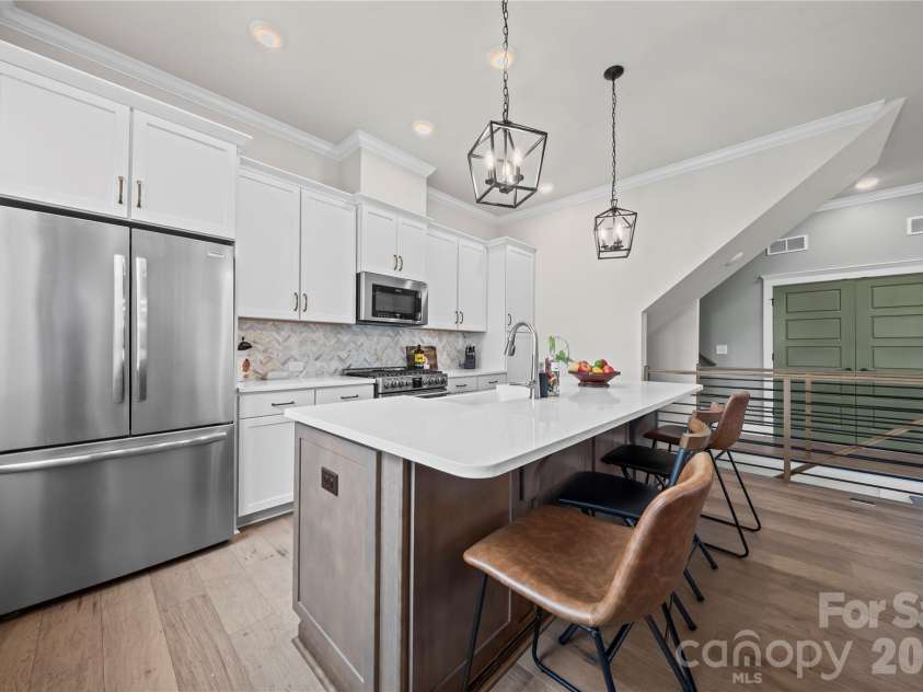 5953 Ardrey Kell Road, Charlotte, NC 28277.  MLS# CAR4354165, YatesRealty ID 15765. 