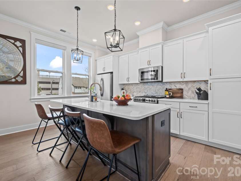 5953 Ardrey Kell Road, Charlotte, NC 28277.  MLS# CAR4354165, YatesRealty ID 15765. 
