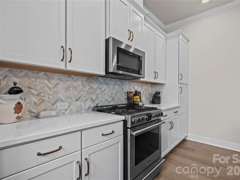 5953 Ardrey Kell Road, Charlotte, NC 28277.  MLS# CAR4354165, YatesRealty ID 15765. 