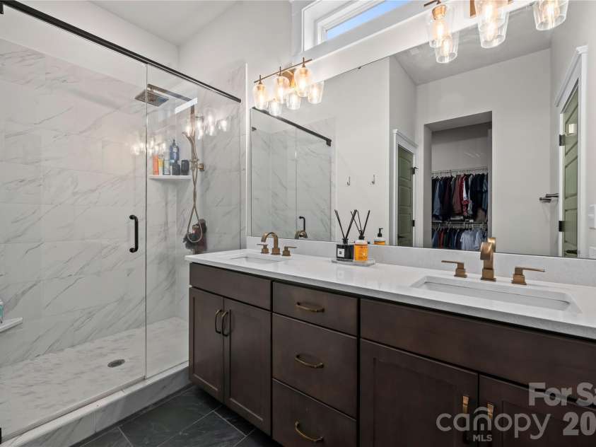 5953 Ardrey Kell Road, Charlotte, NC 28277.  MLS# CAR4354165, YatesRealty ID 15765. 
