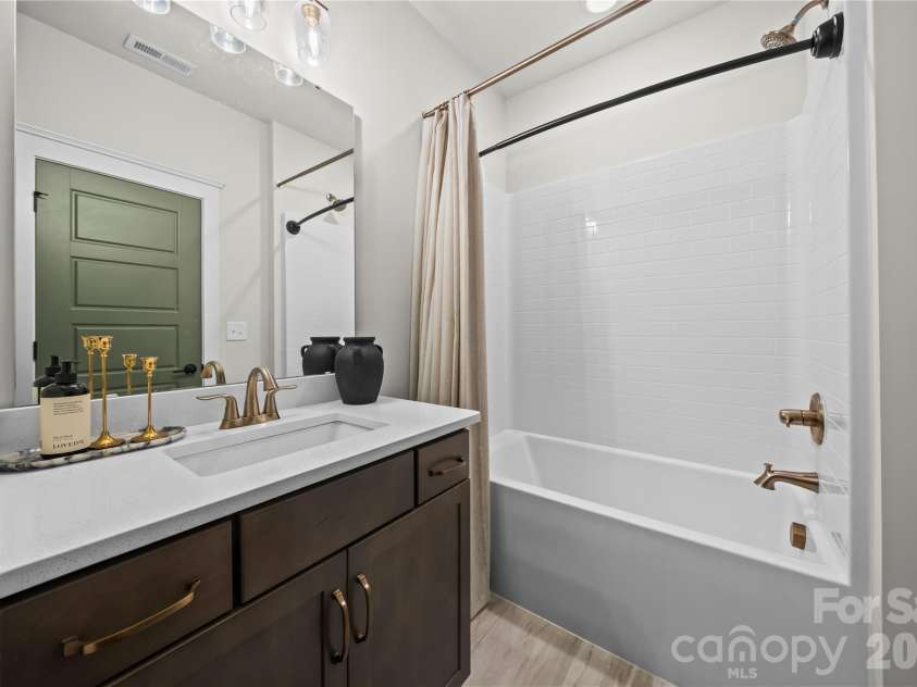 5953 Ardrey Kell Road, Charlotte, NC 28277.  MLS# CAR4354165, YatesRealty ID 15765. 