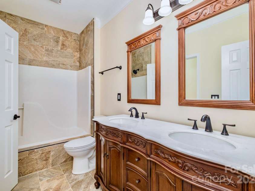 1316 Valhalla Drive, Denver, NC 28037.  MLS# CAR4237981, YatesRealty ID 15766. 