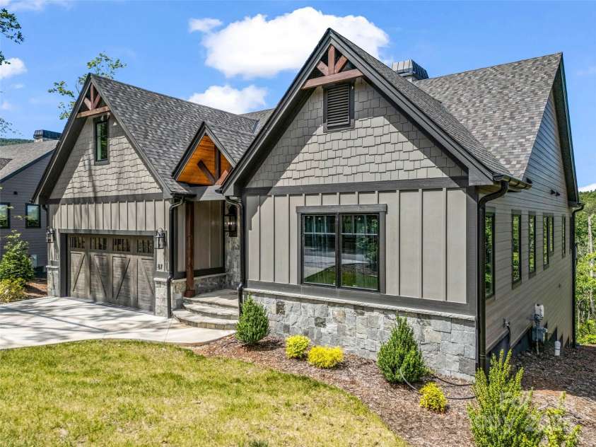 87 Jackson Ridge Lane, Mill Spring, NC 28756.  MLS# CAR4264171, YatesRealty ID 15767. 