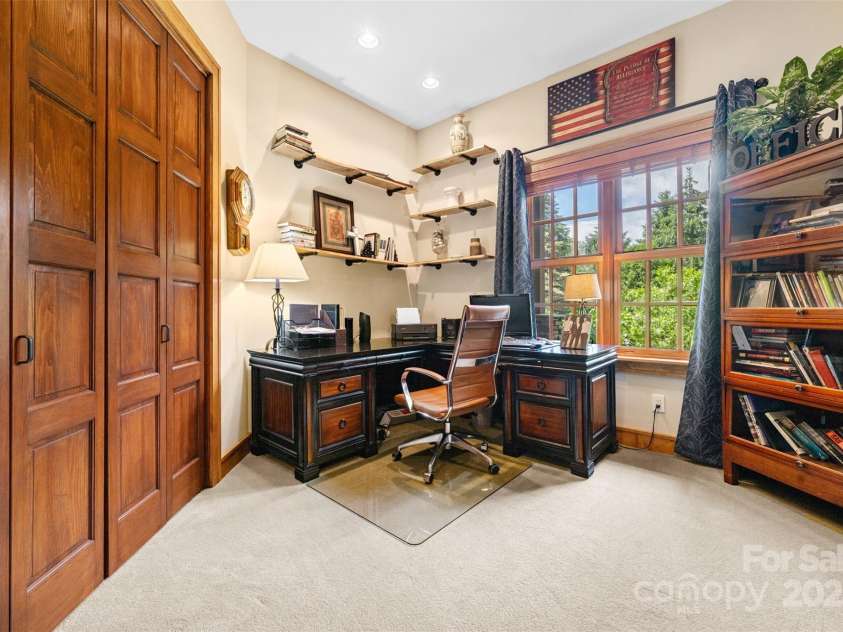 2160 Valle Cay Drive, Vilas, NC 28692.  MLS# CAR4263421, YatesRealty ID 15770. 