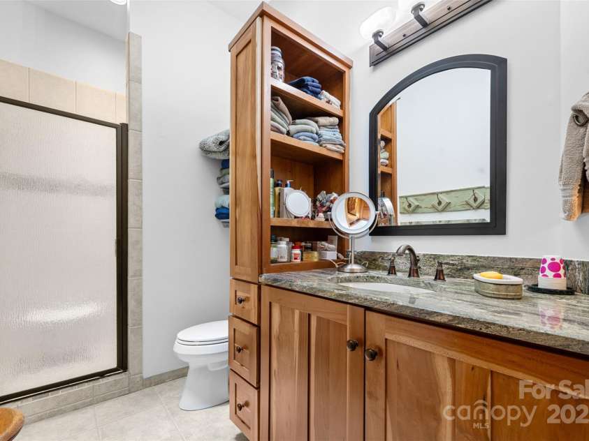 2160 Valle Cay Drive, Vilas, NC 28692.  MLS# CAR4263421, YatesRealty ID 15770. 