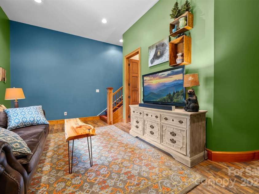 2160 Valle Cay Drive, Vilas, NC 28692.  MLS# CAR4263421, YatesRealty ID 15770. 