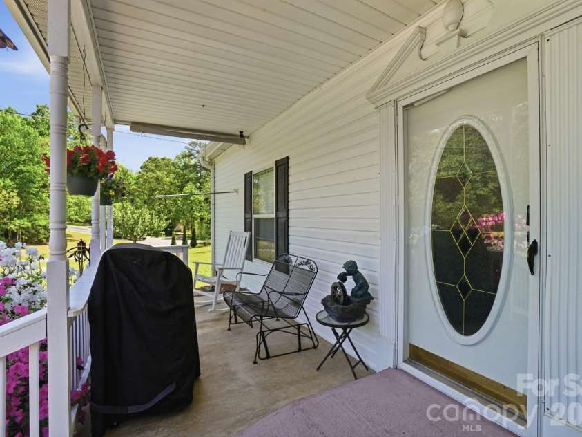 286 Battleground Road, Grover, NC 28073.  MLS# CAR4369696, YatesRealty ID 15770. 