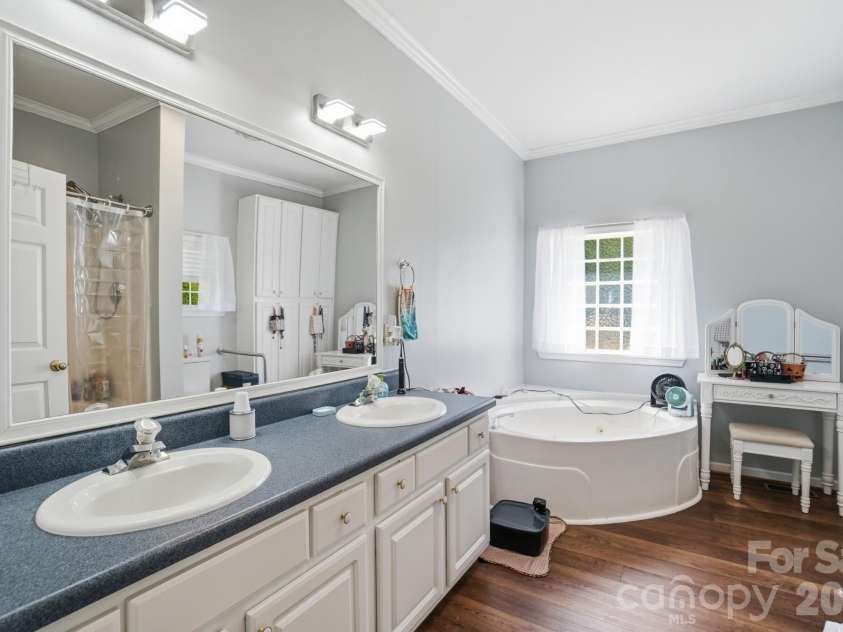 286 Battleground Road, Grover, NC 28073.  MLS# CAR4369696, YatesRealty ID 15770. 