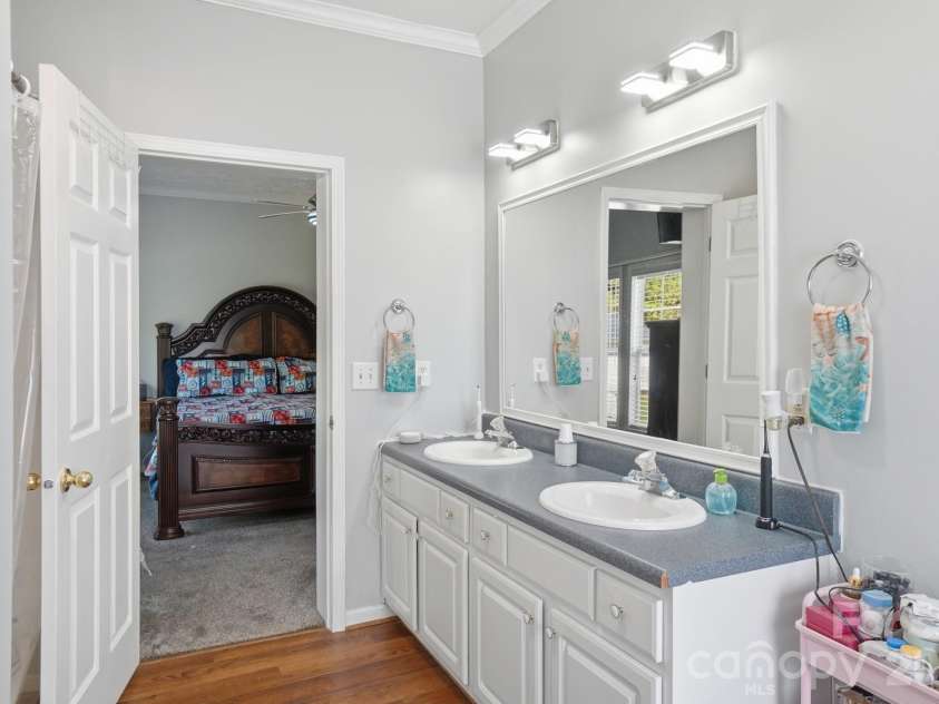 286 Battleground Road, Grover, NC 28073.  MLS# CAR4369696, YatesRealty ID 15770. 