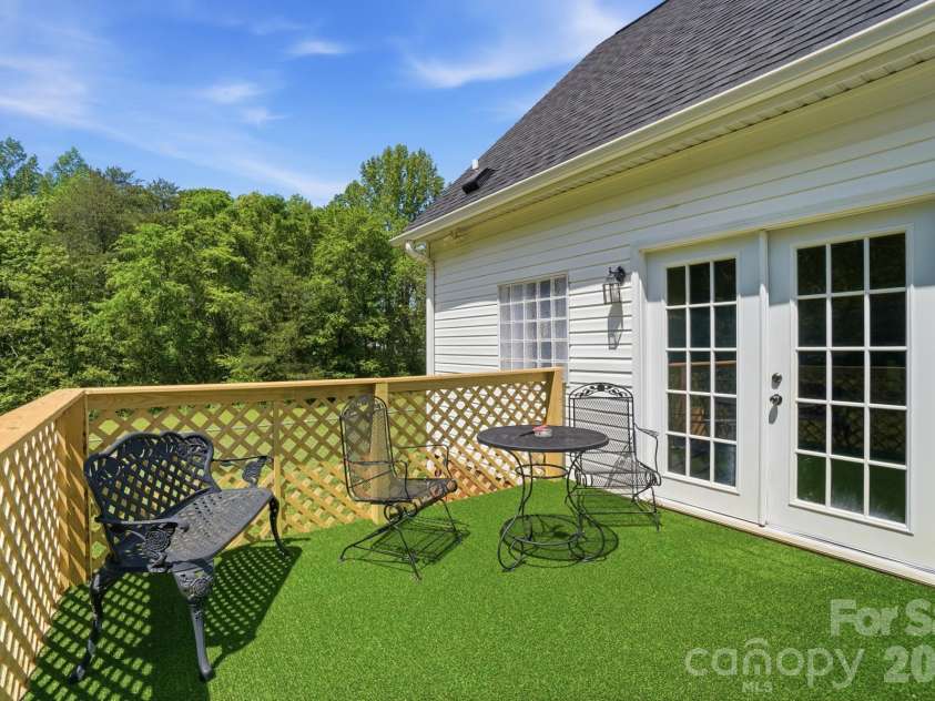 286 Battleground Road, Grover, NC 28073.  MLS# CAR4369696, YatesRealty ID 15770. 