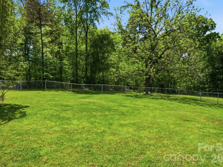 286 Battleground Road, Grover, NC 28073.  MLS# CAR4369696, YatesRealty ID 15770. 