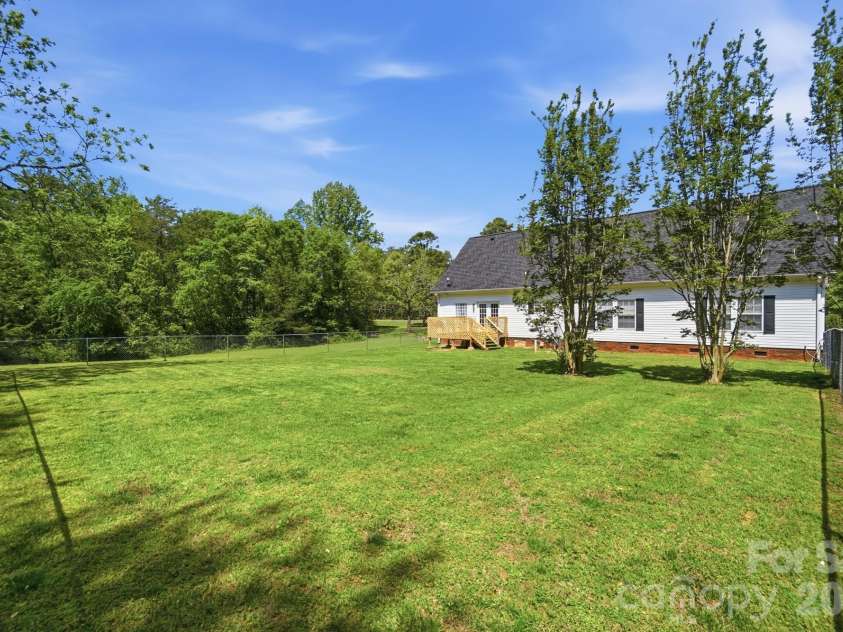 286 Battleground Road, Grover, NC 28073.  MLS# CAR4369696, YatesRealty ID 15770. 