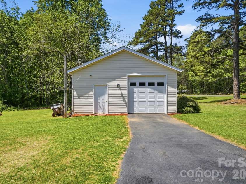 286 Battleground Road, Grover, NC 28073.  MLS# CAR4369696, YatesRealty ID 15770. 