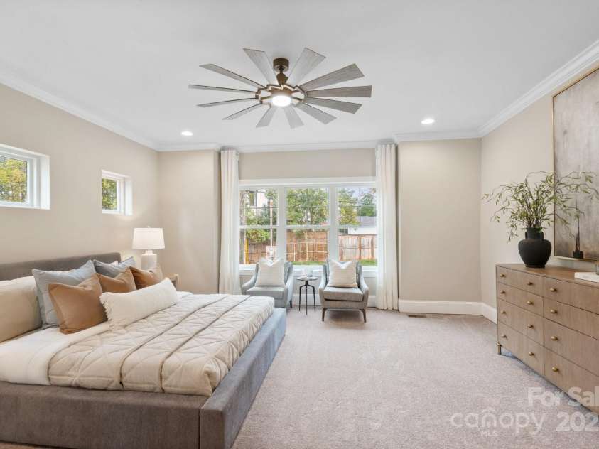 4023 Randolph Road, Charlotte, NC 28211.  MLS# CAR4306908, YatesRealty ID 15771. 