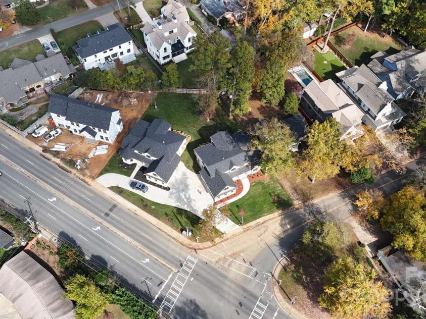 4023 Randolph Road, Charlotte, NC 28211.  MLS# CAR4306908, YatesRealty ID 15771. 