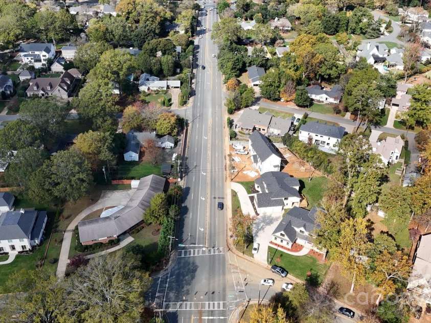 4023 Randolph Road, Charlotte, NC 28211.  MLS# CAR4306908, YatesRealty ID 15771. 