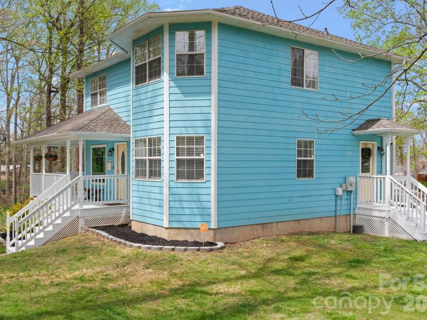 539 Caribou Road, Asheville, NC 28803.  MLS# CAR4367197, YatesRealty ID 15771. 