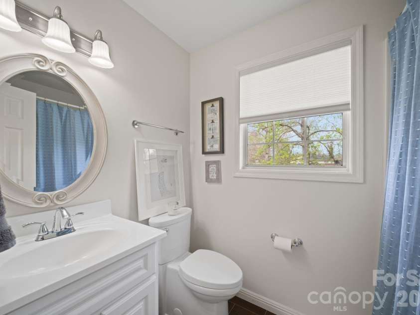 539 Caribou Road, Asheville, NC 28803.  MLS# CAR4367197, YatesRealty ID 15771. 