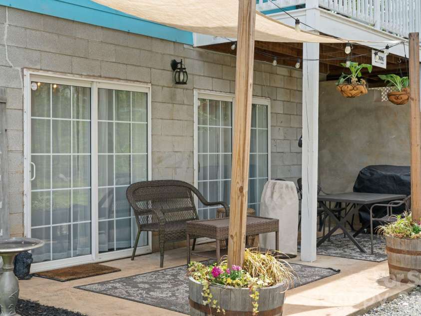 539 Caribou Road, Asheville, NC 28803.  MLS# CAR4367197, YatesRealty ID 15771. 