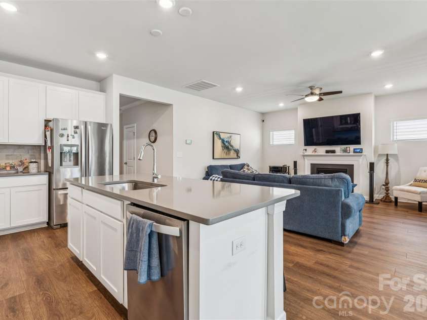 3013 Striped Maple Court, Charlotte, NC 28215.  MLS# CAR4369196, YatesRealty ID 15772. 