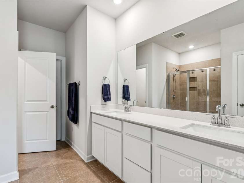 3013 Striped Maple Court, Charlotte, NC 28215.  MLS# CAR4369196, YatesRealty ID 15772. 