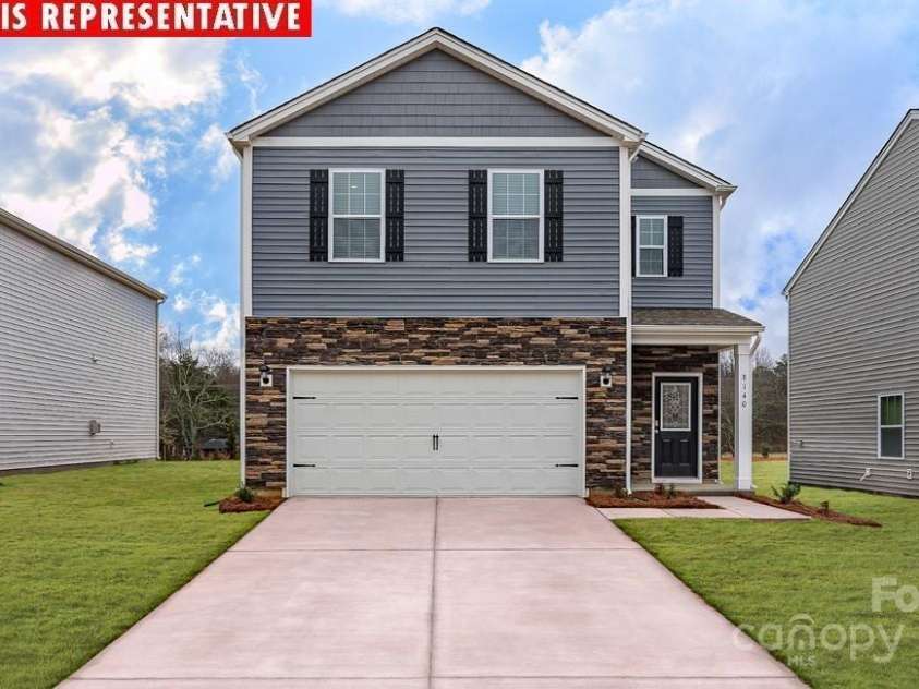 11216 Cardinal Creek Avenue, Charlotte, NC 28215.  MLS# CAR4237740, YatesRealty ID 15773. 