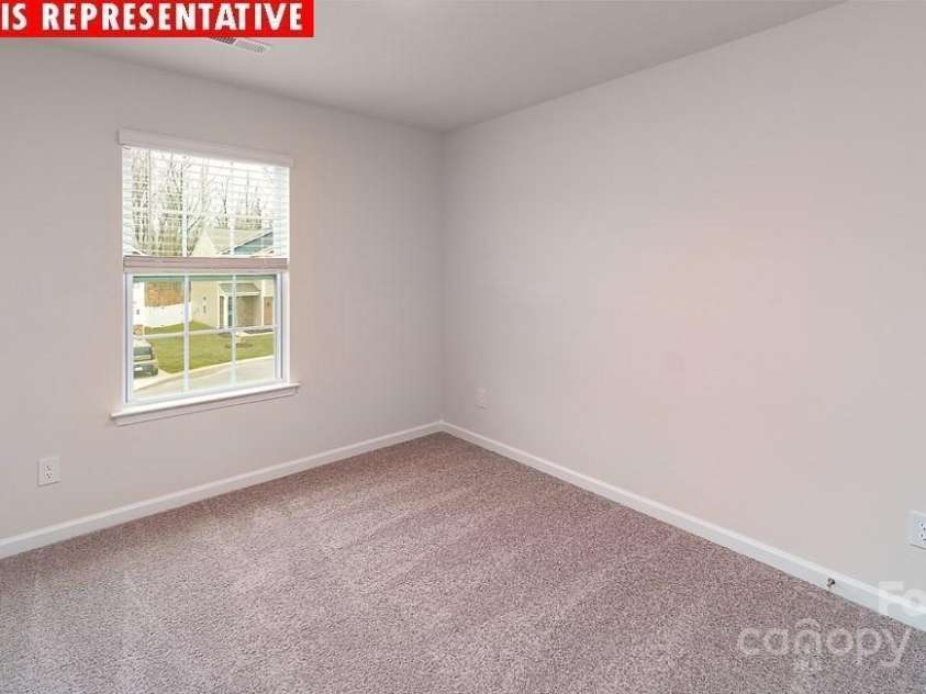 11216 Cardinal Creek Avenue, Charlotte, NC 28215.  MLS# CAR4237740, YatesRealty ID 15773. 