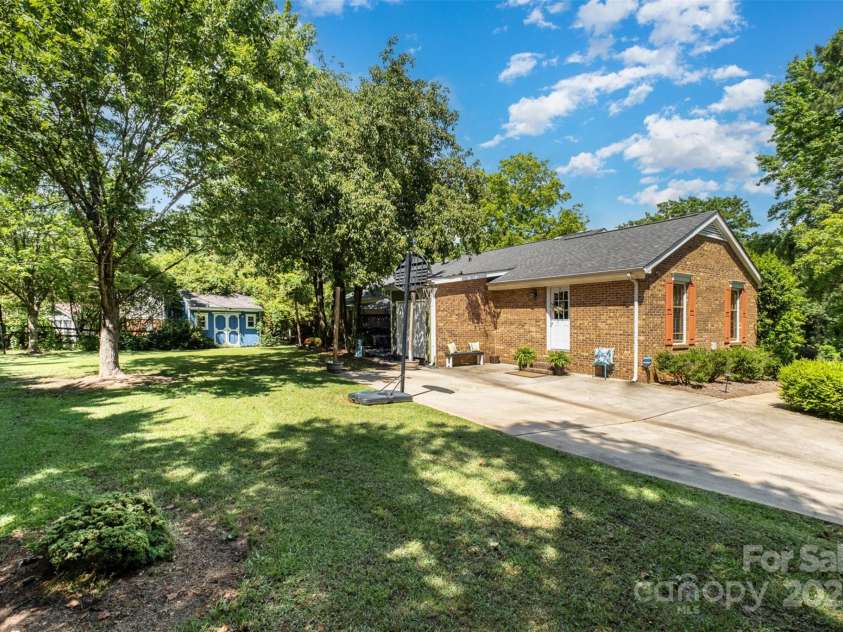 8544 Houston Ridge Road, Charlotte, NC 28277.  MLS# CAR4256177, YatesRealty ID 15774. Lots of green space so take it in!