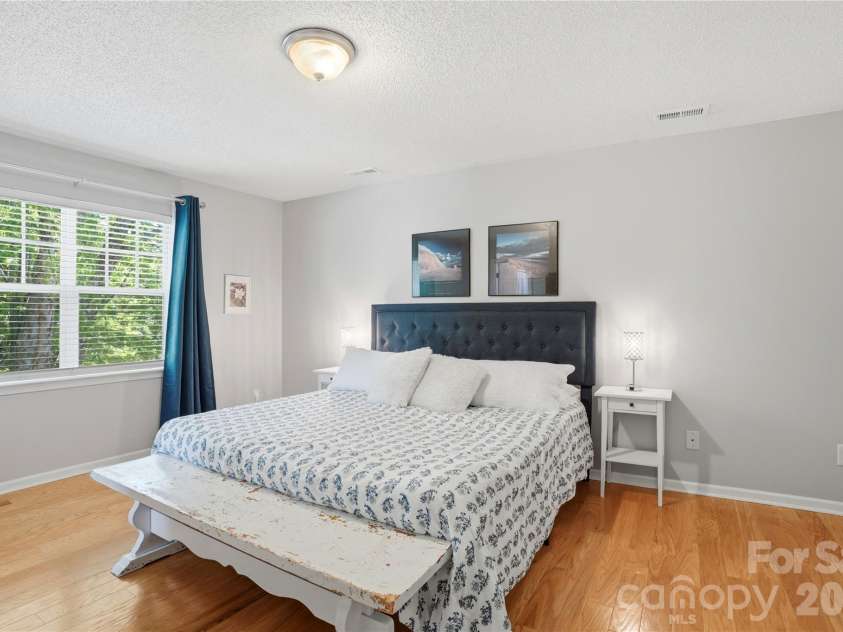 905 Matthews School Road, Matthews, NC 28105.  MLS# CAR4372226, YatesRealty ID 15774. 