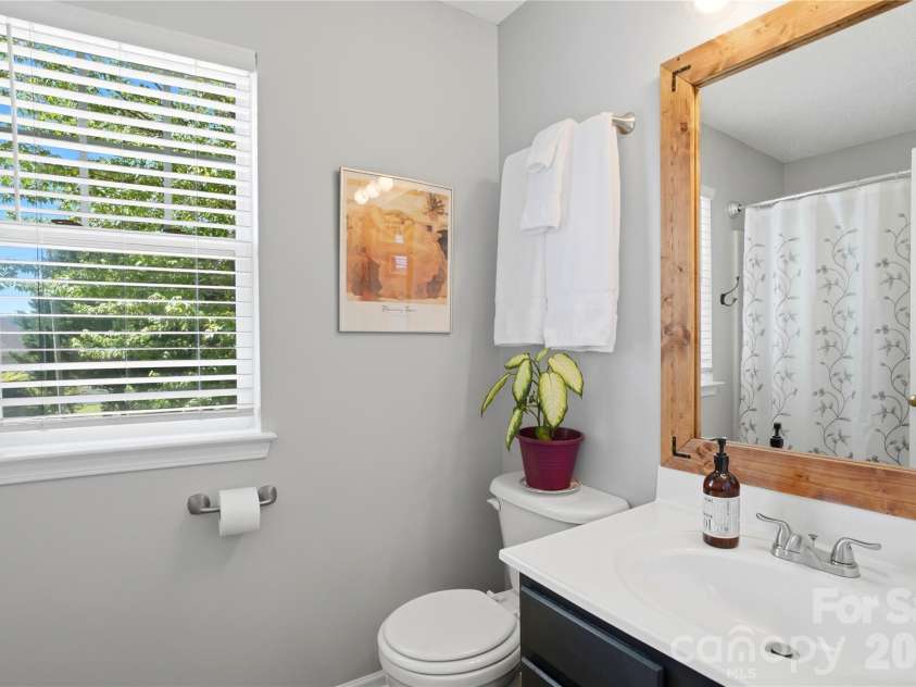 905 Matthews School Road, Matthews, NC 28105.  MLS# CAR4372226, YatesRealty ID 15774. 