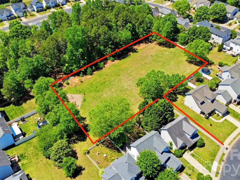 905 Matthews School Road, Matthews, NC 28105.  MLS# CAR4372226, YatesRealty ID 15774. 