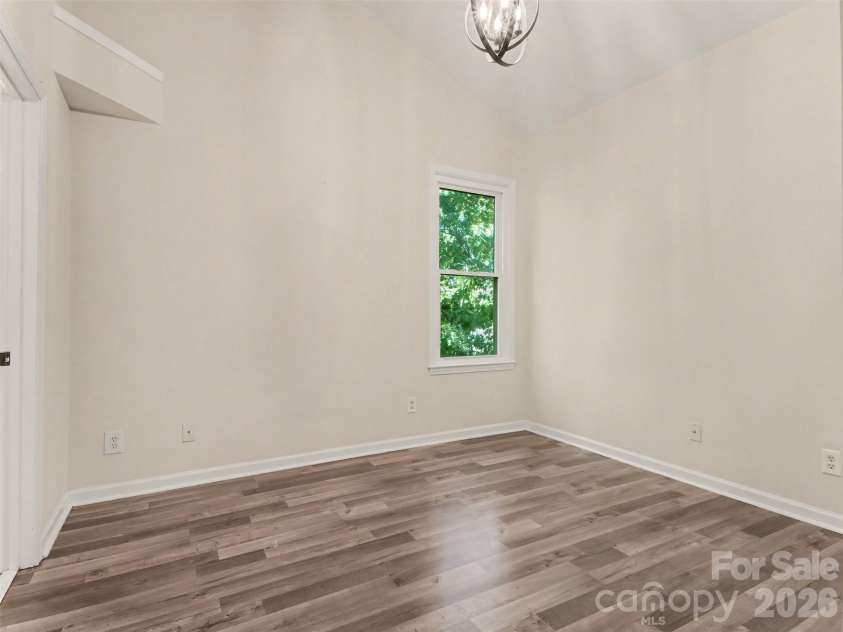 306 Cedar Street, Charlotte, NC 28202.  MLS# CAR4373227, YatesRealty ID 15776. 