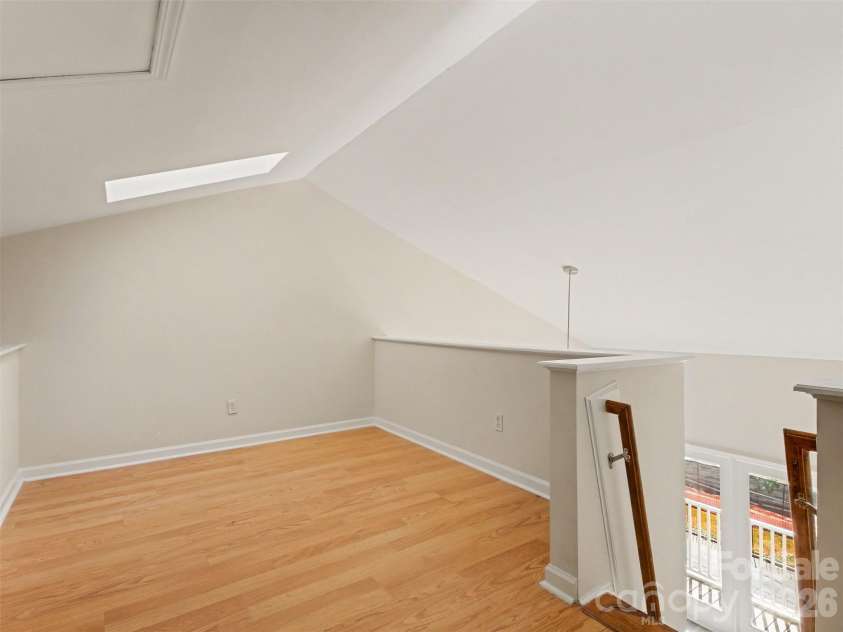 306 Cedar Street, Charlotte, NC 28202.  MLS# CAR4373227, YatesRealty ID 15776. 