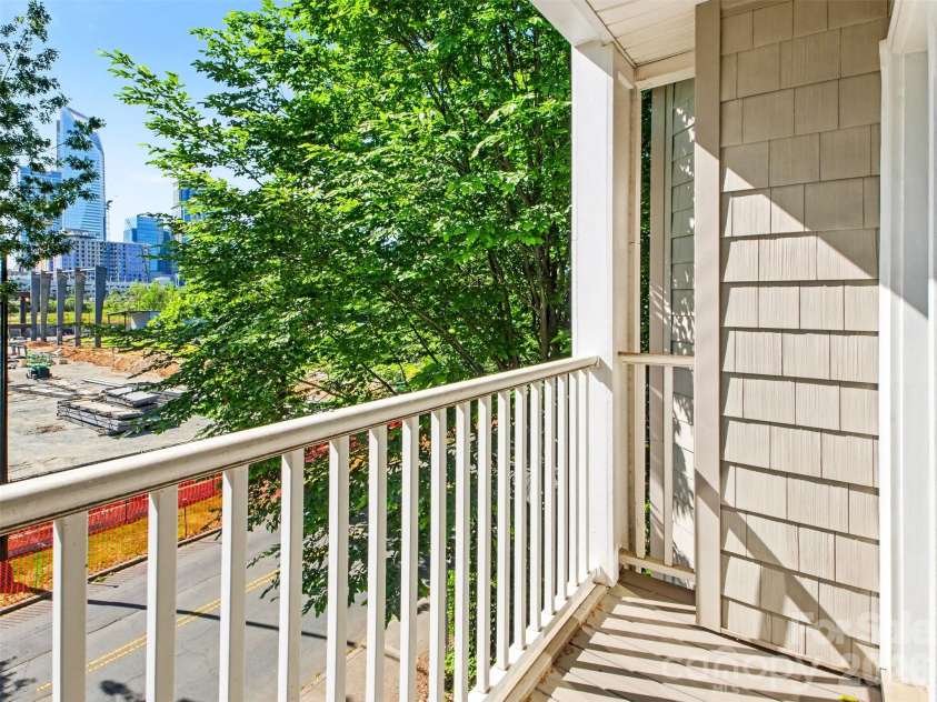 306 Cedar Street, Charlotte, NC 28202.  MLS# CAR4373227, YatesRealty ID 15776. 