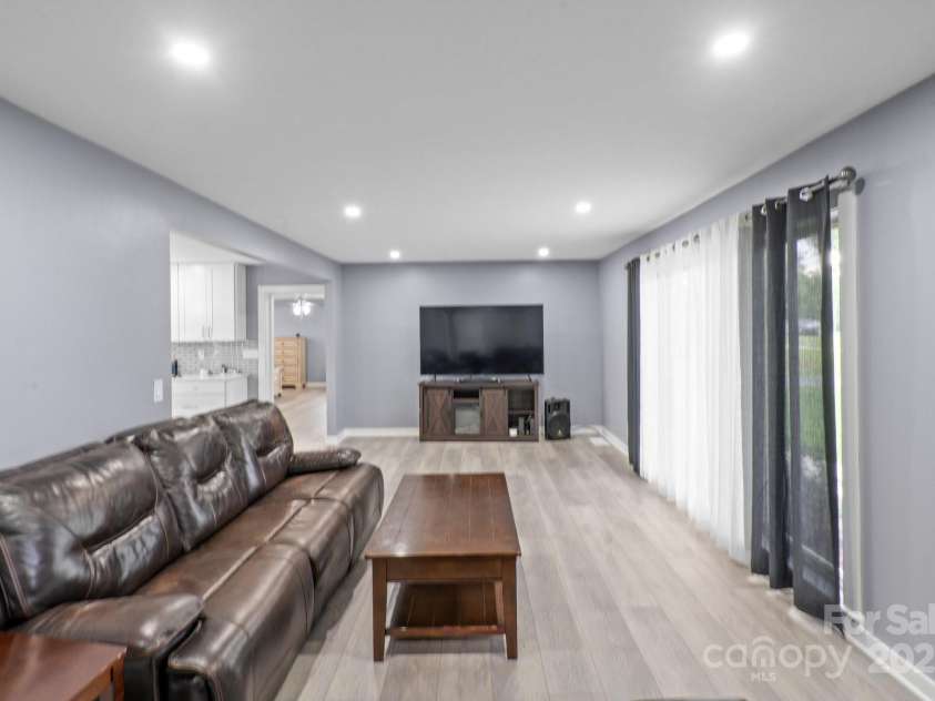 806 Central Avenue, Locust, NC 28097.  MLS# CAR4259059, YatesRealty ID 15776. 