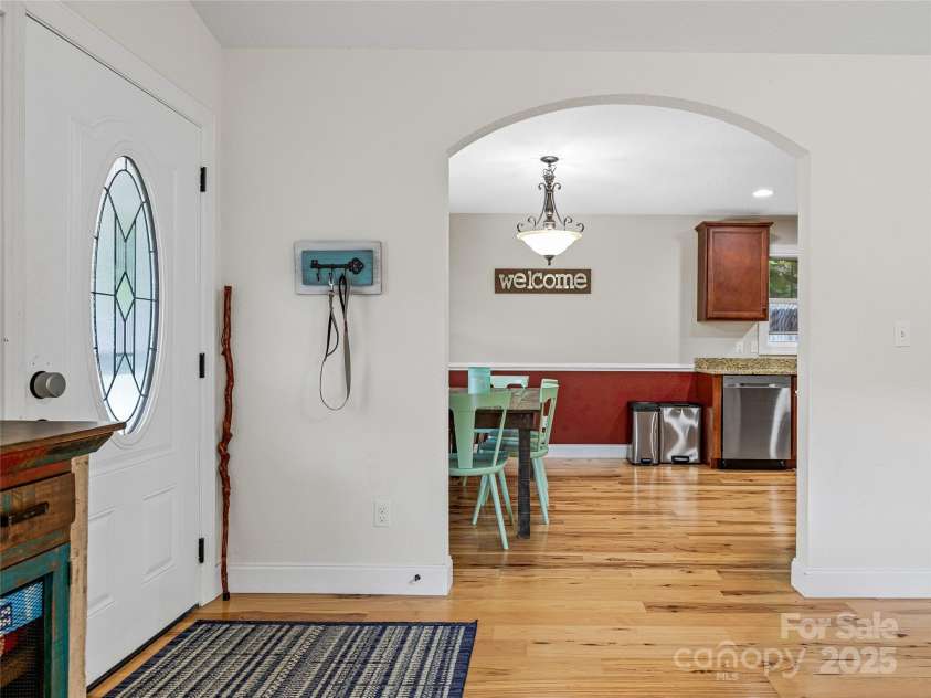 152 Marietta Street, Asheville, NC 28803.  MLS# CAR4258525, YatesRealty ID 15777. 