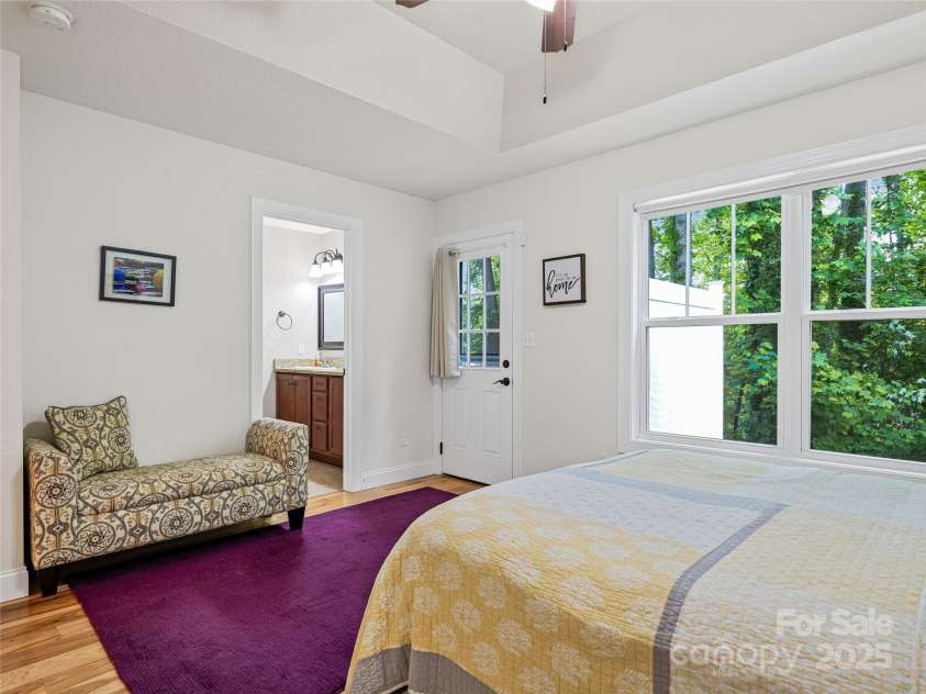 152 Marietta Street, Asheville, NC 28803.  MLS# CAR4258525, YatesRealty ID 15777. 