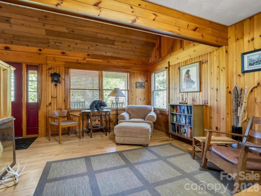 382 First Broad Drive, Bostic, NC 28018.  MLS# CAR4403241, YatesRealty ID 15777. Entry Great Room Left