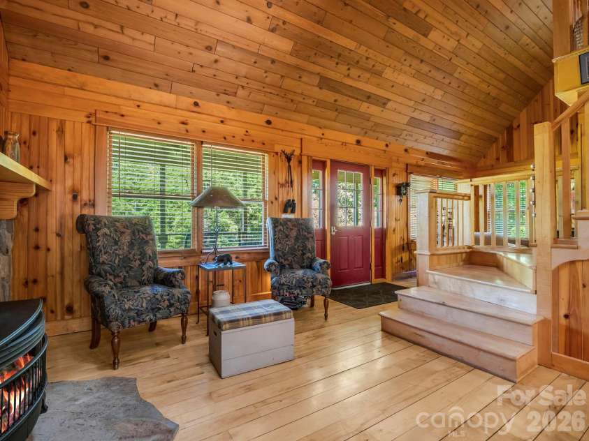 382 First Broad Drive, Bostic, NC 28018.  MLS# CAR4403241, YatesRealty ID 15777. Entry Great Room Right
