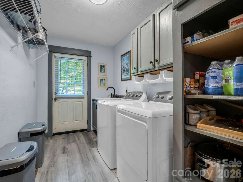 382 First Broad Drive, Bostic, NC 28018.  MLS# CAR4403241, YatesRealty ID 15777. Main Level Laundry