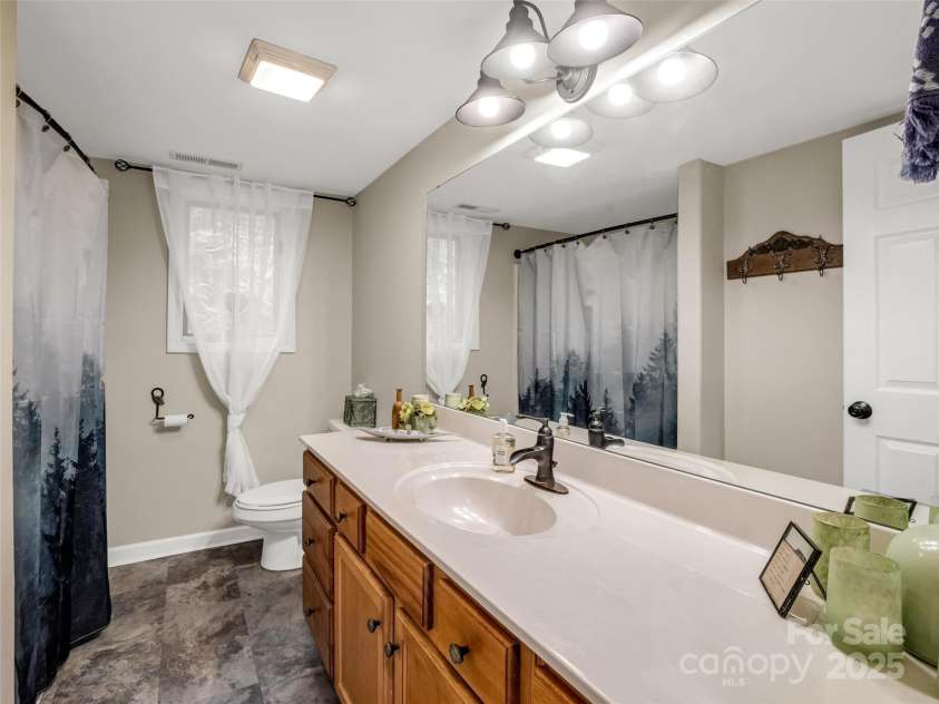 123 Hummingbird Court, Lake Lure, NC 28746.  MLS# CAR4256540, YatesRealty ID 15778. 